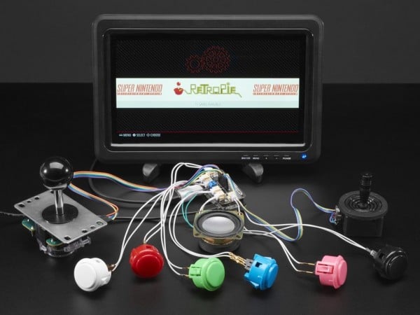 adafruit-arcade-bonnet-for-raspberry-pi-with-jst-connectors-mini-kit-01_600x600.jpg